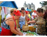 Фото праздника Слобожанский Спас 2008. Торговля в полном разгаре. 17 августа Сватово.
