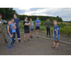 6 липня волонтери 8-го «Змагального» Потягу Єднання України «Труханівська Січ» мали змогу взяти участь в «Козацьких розвагах» у змаганні з гирьового спорту.
