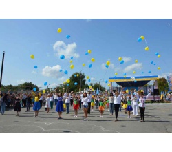 24 серпня 2017 р. в м. Сватове відбувся обласний захід з нагоди Дня незалежності України. Закінчився урочистий захід святковим флешмобом.