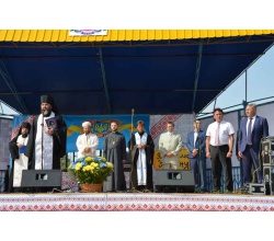 24 серпняв м. Сватове відбувся обласний захід з нагоди Дня незалежності України. Під час заходу відбулося богослужіння за мир в Україні за участю духовенства та священнослужителів релігійних об’єднань Луганської області всіх конфесій.