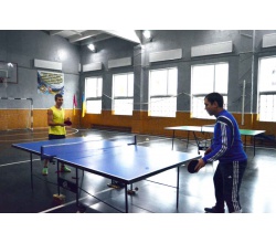 11 листопада у спортивному залі комунального закладу «Сватівський міський клуб культури та дозвілля» відбувся ІІ-й етап відкритого кубку з настільного тенісу на приз міського голови.Всього сім учасників виявили бажання поборотися за призові місця.