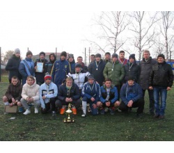 Перший відкритий чемпіонат м.Сватове з міні-футболу 2016 рік. Сільне фото на пам