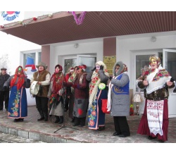 Виступ сватівського колективу художньої самодіяльності. Місто Сватове 2013 рік.