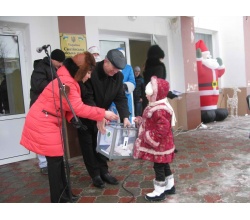 Розіграш приза для переможця в Новорічному конкурсі. 2013 рік Сватове.