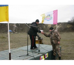Нагородження переможців в стрільбі. Турнір з дробової стрільби м. Сватове. 2013 рік.