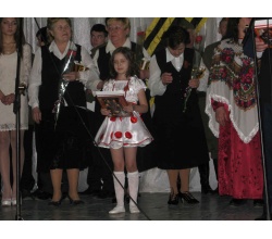 Фото на згадку учасників фестивалю воєнної пісні в Сватове, 2013 рік