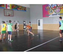 у спортивному залі Міського клубу культури та дозвілля відбувся турнір з міні-футболу серед вихованців клубу